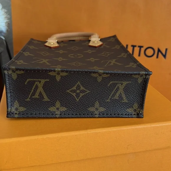 🤎 Louis Vuitton Petit Sac Plat🤎 - Picture 6 of 7
